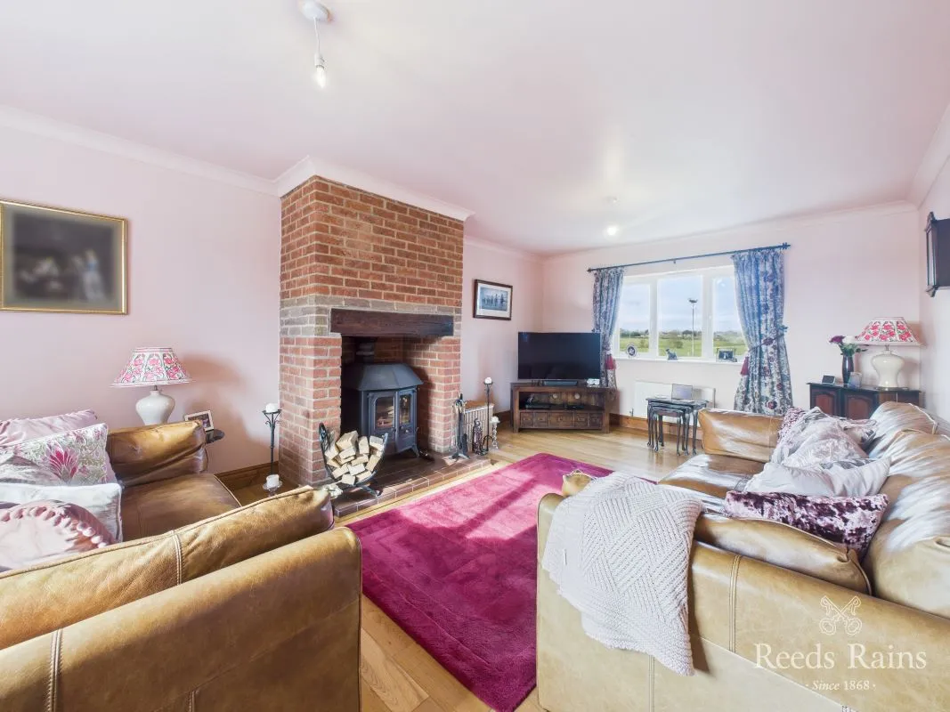 Sandy Leas Lane, Elton, Cleveland, TS21 1BS - Online Auctions