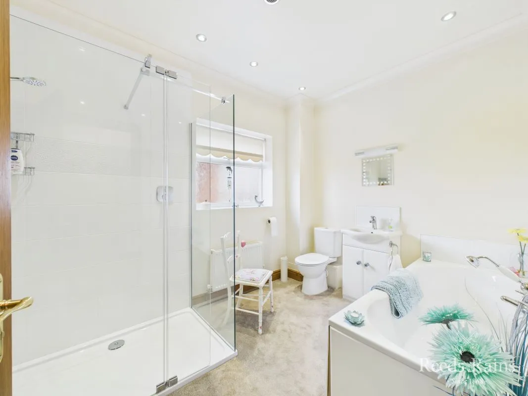 Sandy Leas Lane, Elton, Cleveland, TS21 1BS - Online Auctions