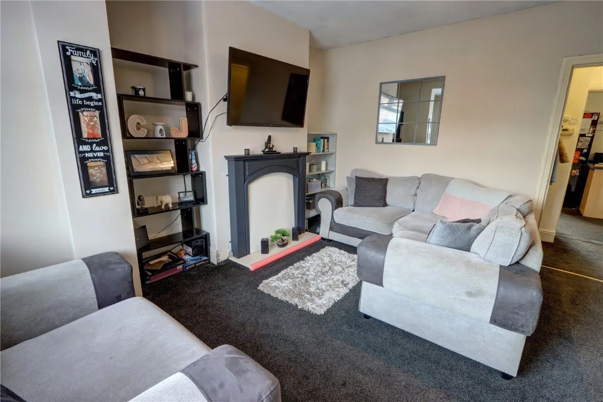 Newcastle upon Tyne, Tyne and Wear, NE15 7AY - Online Auctions