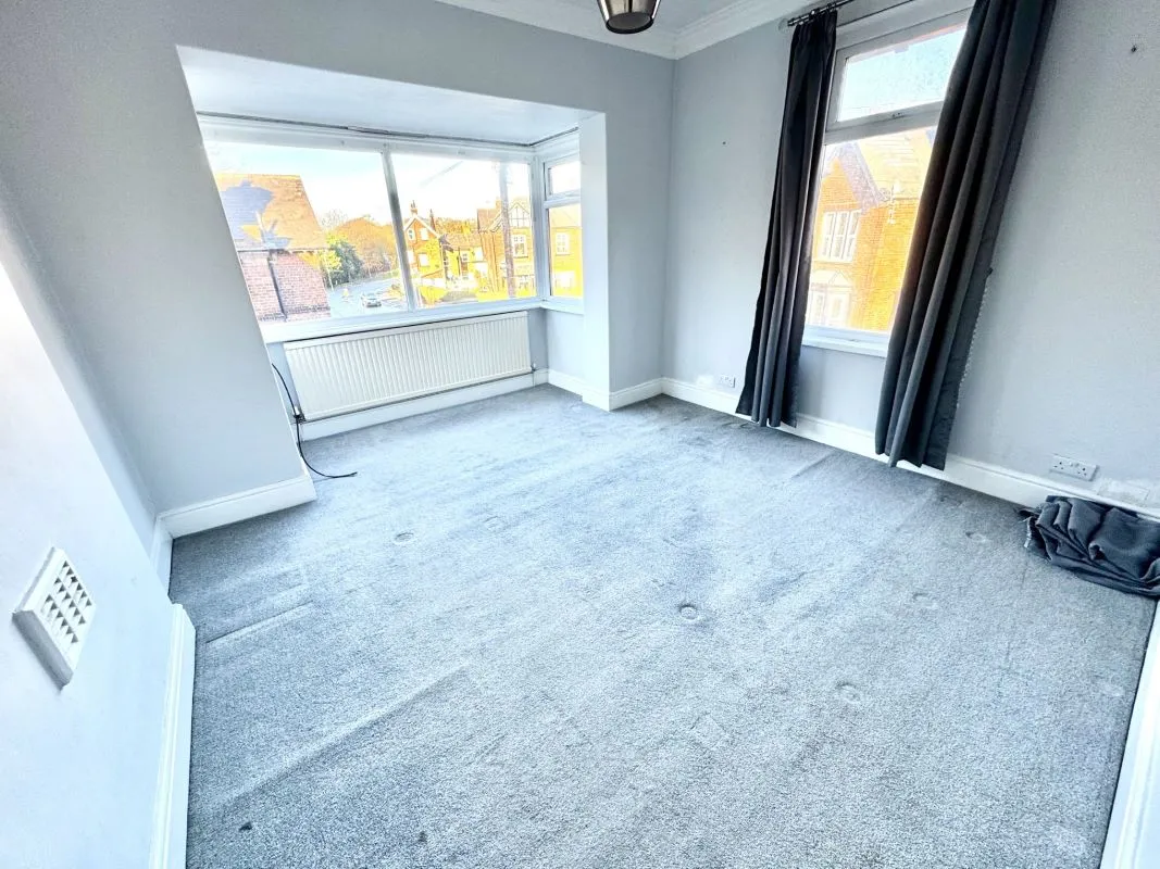 Scarborough, North Yorkshire, YO12 7RT - Online Auctions