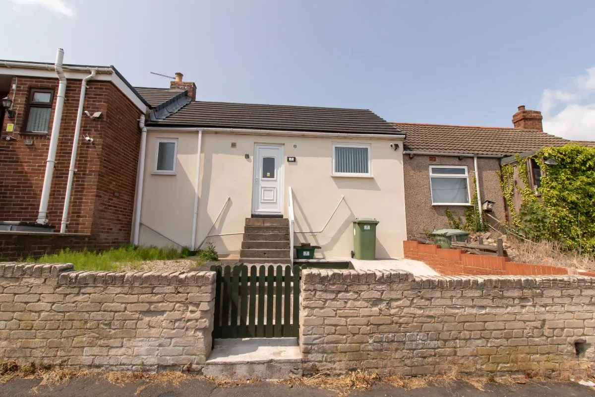 Grants Houses, Peterlee, County Durham, SR8 3TA - Online Auctions