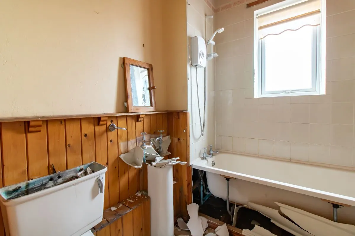 Houghton le Spring, Tyne And Wear, DH4 7DT - Online Auctions
