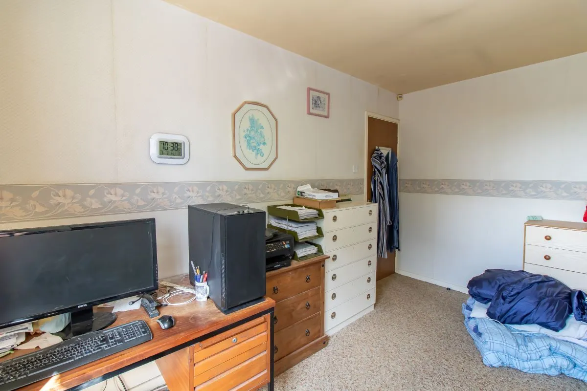 Newcastle upon Tyne, Tyne and Wear, NE15 8TA - Online Auctions