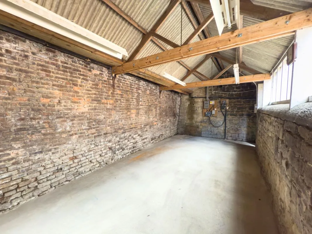 Morpeth, Northumberland, NE61 1PJ - Online Auctions