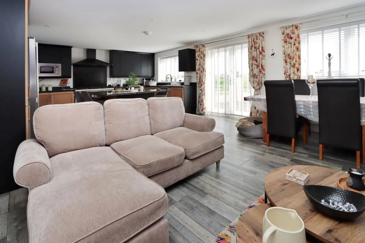 Bowburn, Durham, County Durham, DH6 5NQ - Online Auctions