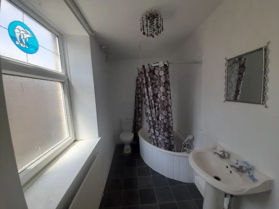 Shildon, County Durham, DL4 1AN - Online Auctions