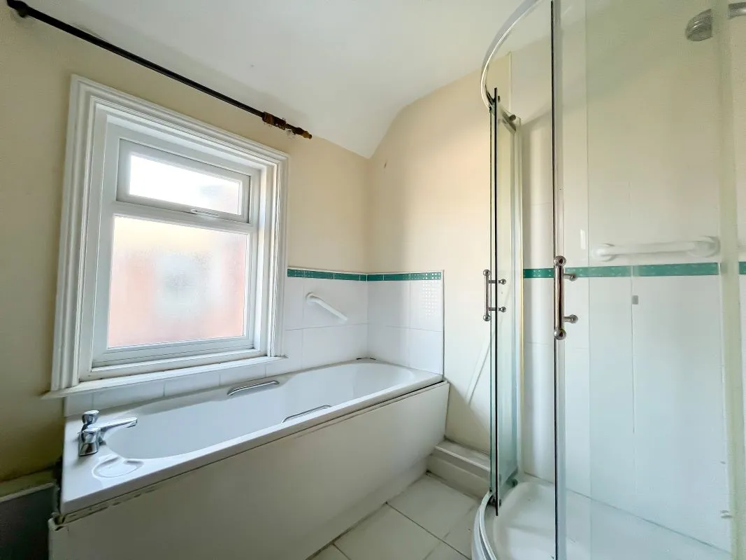 Sunderland, Tyne and Wear, SR2 8SF - Online Auctions