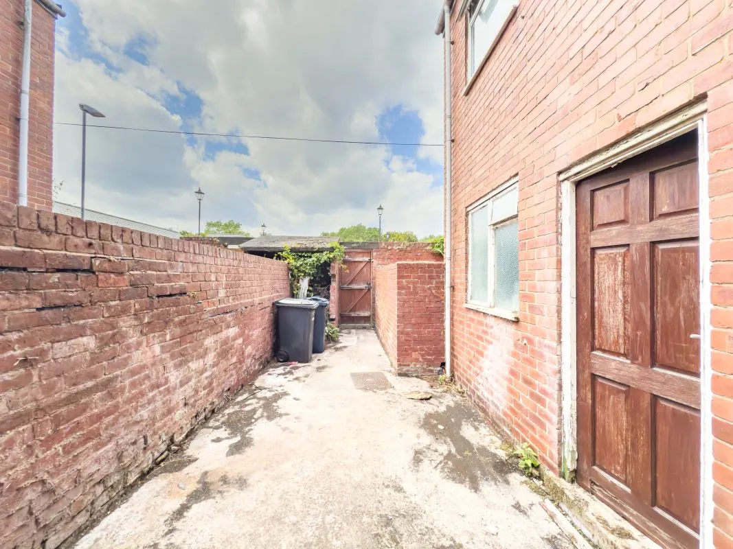South Shields, Tyne And Wear, NE33 3BU - Online Auctions
