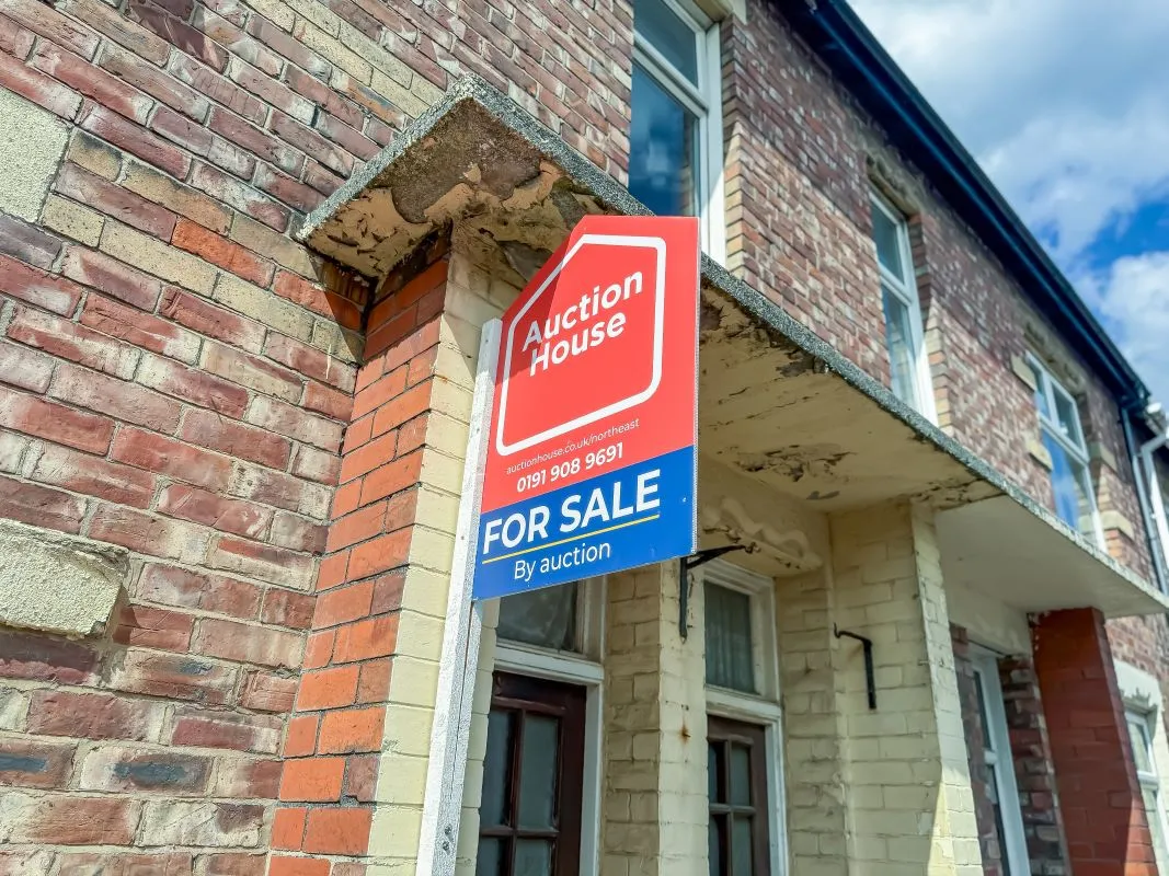 South Shields, Tyne And Wear, NE33 3BU - Online Auctions
