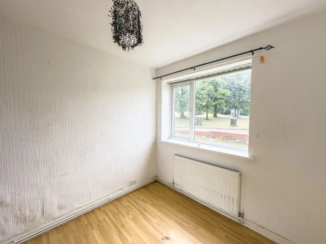 Gateshead, Tyne And Wear, NE10 8AH - Online Auctions