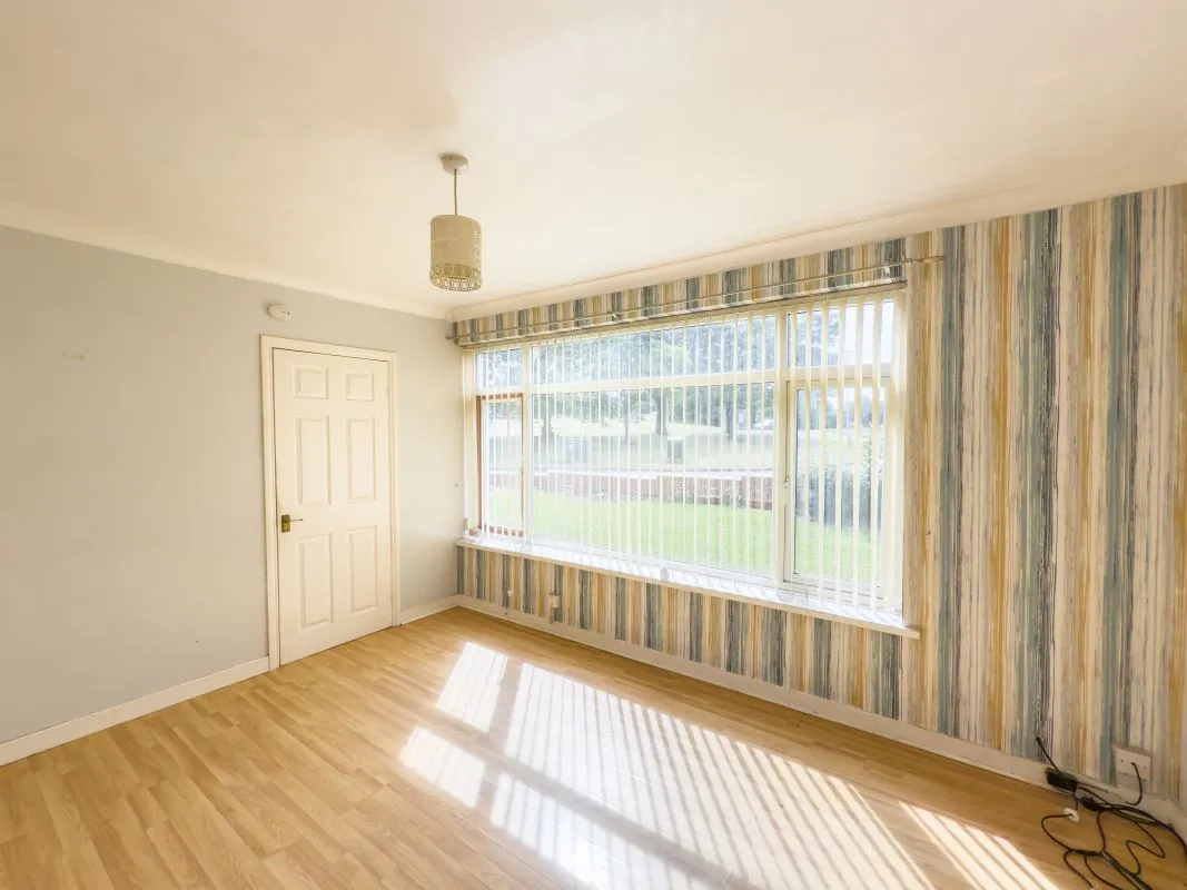 Gateshead, Tyne And Wear, NE10 8AH - Online Auctions