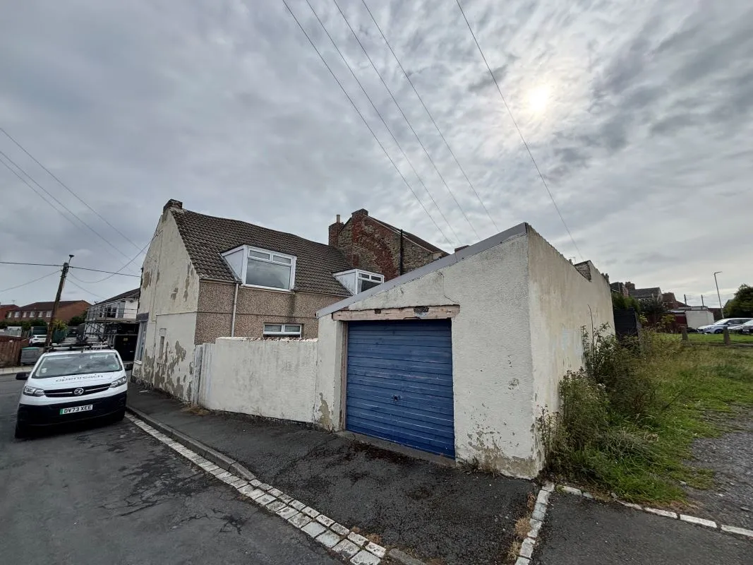 Coundon, Bishop Auckland, County Durham, DL14 8LG - Online Auctions