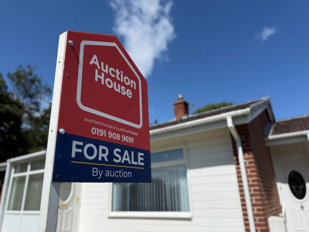 Chopwell, Newcastle upon Tyne, Tyne and Wear, NE17 7HE - Online Auctions