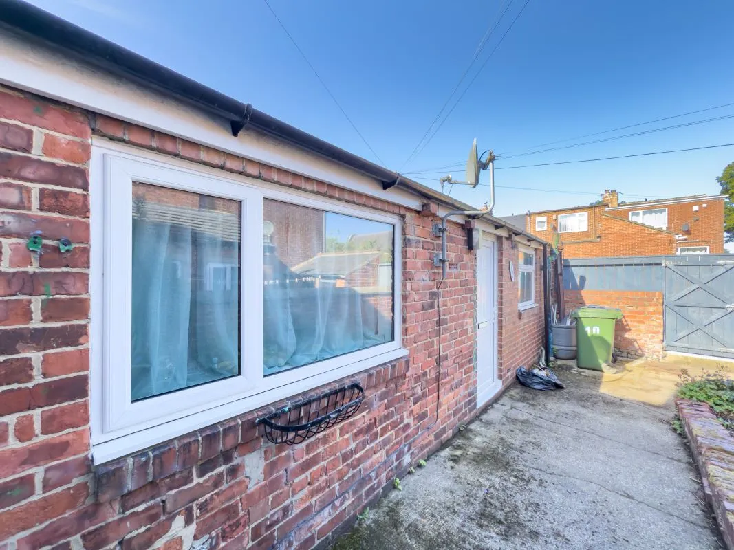 Hetton-Le-Hole, Houghton le Spring, Tyne And Wear, DH5 9DJ - Online Auctions
