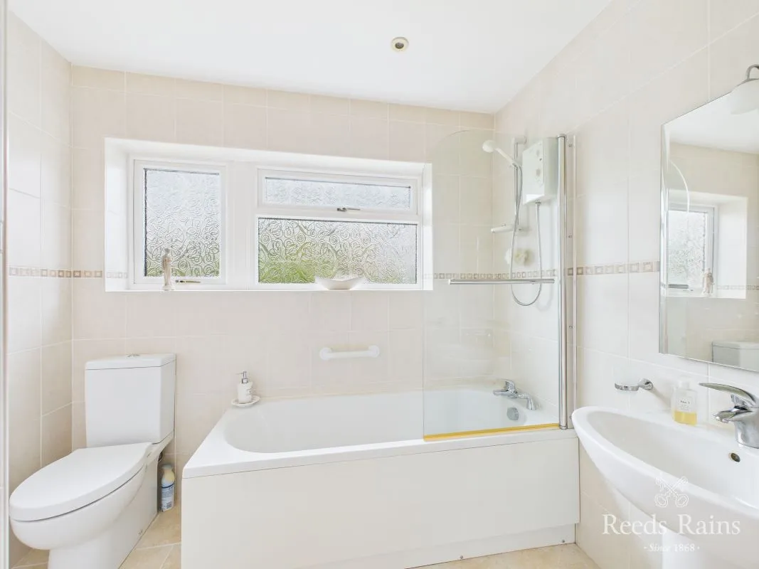Yarm, Cleveland, TS15 9NU - Online Auctions