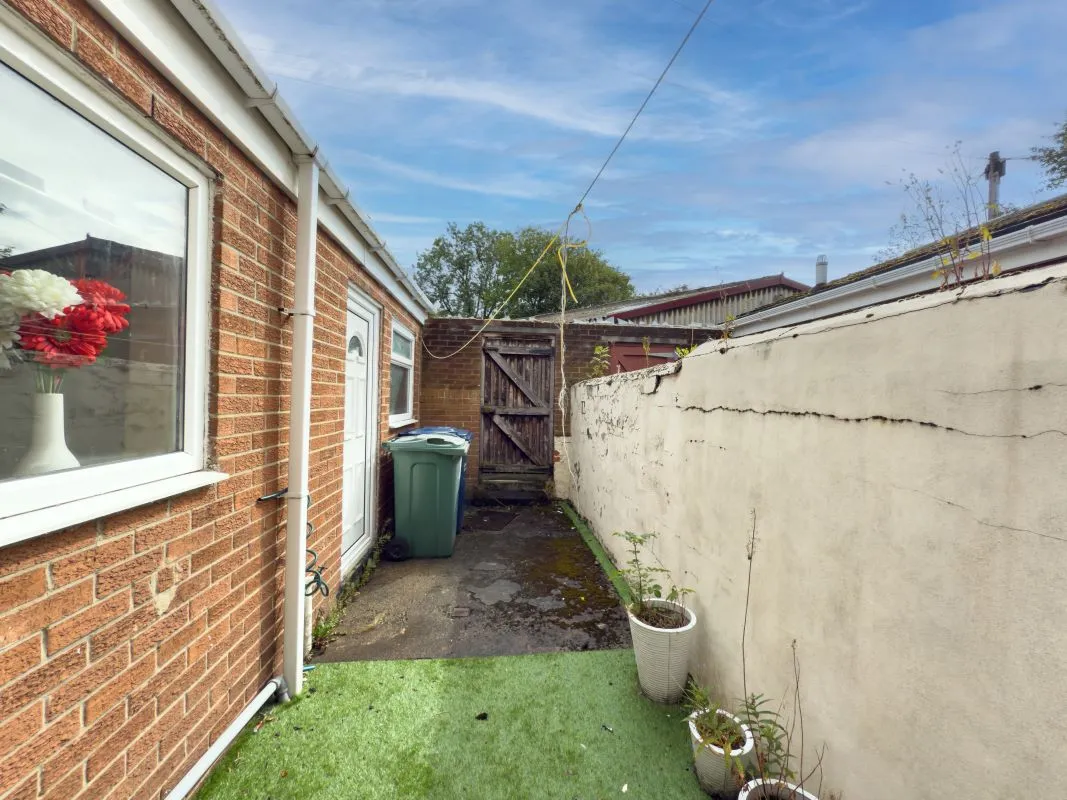 Hetton-Le-Hole, Houghton le Spring, Tyne And Wear, DH5 9HP - Online Auctions