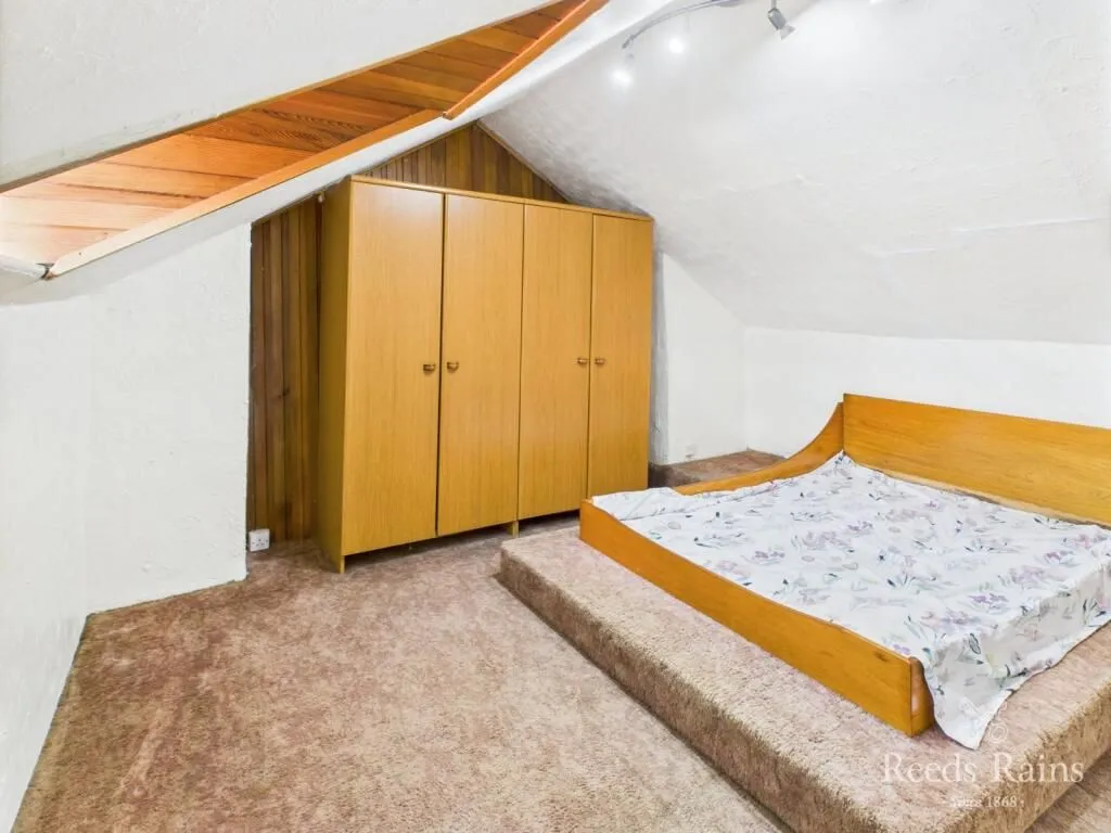 Bridlington, North Humberside, YO15 3DU - Online Auctions