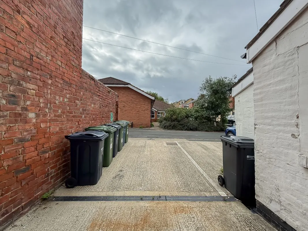Crawcrook, Ryton, Tyne And Wear, NE40 4TX - Online Auctions