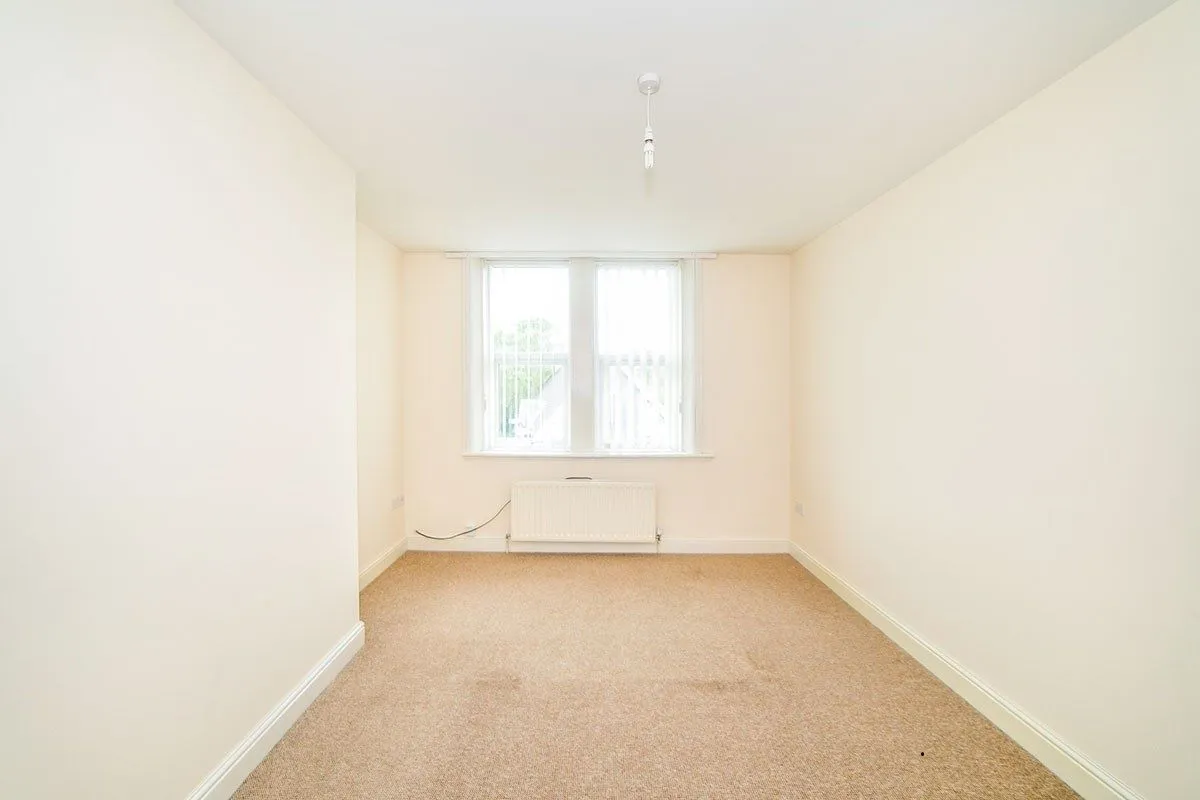 Crawcrook, Ryton, Tyne And Wear, NE40 4TX - Online Auctions