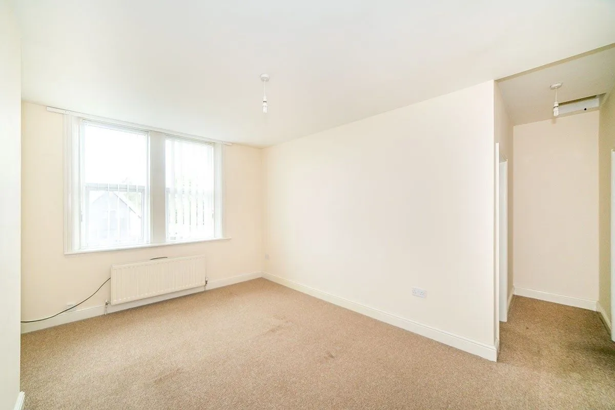 Crawcrook, Ryton, Tyne And Wear, NE40 4TX - Online Auctions
