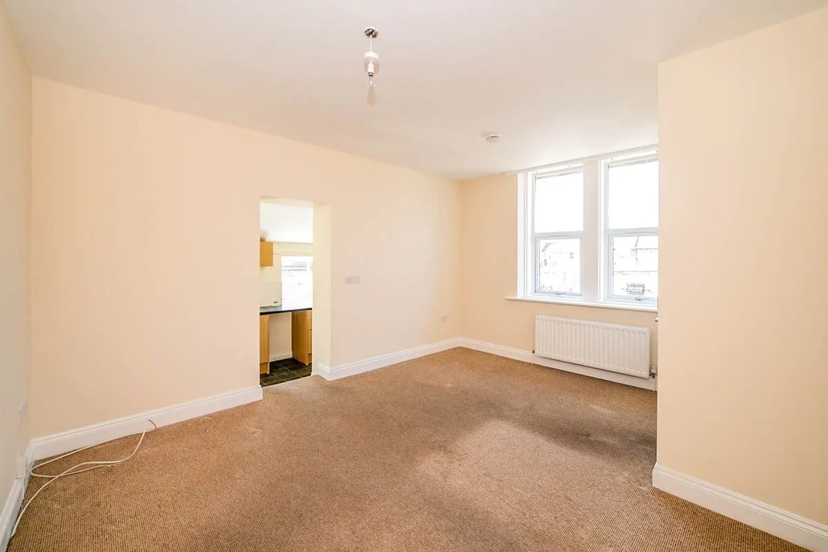 Crawcrook, Ryton, Tyne And Wear, NE40 4TX - Online Auctions