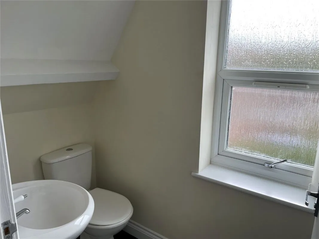 Crawcrook, Ryton, Tyne And Wear, NE40 4TX - Online Auctions