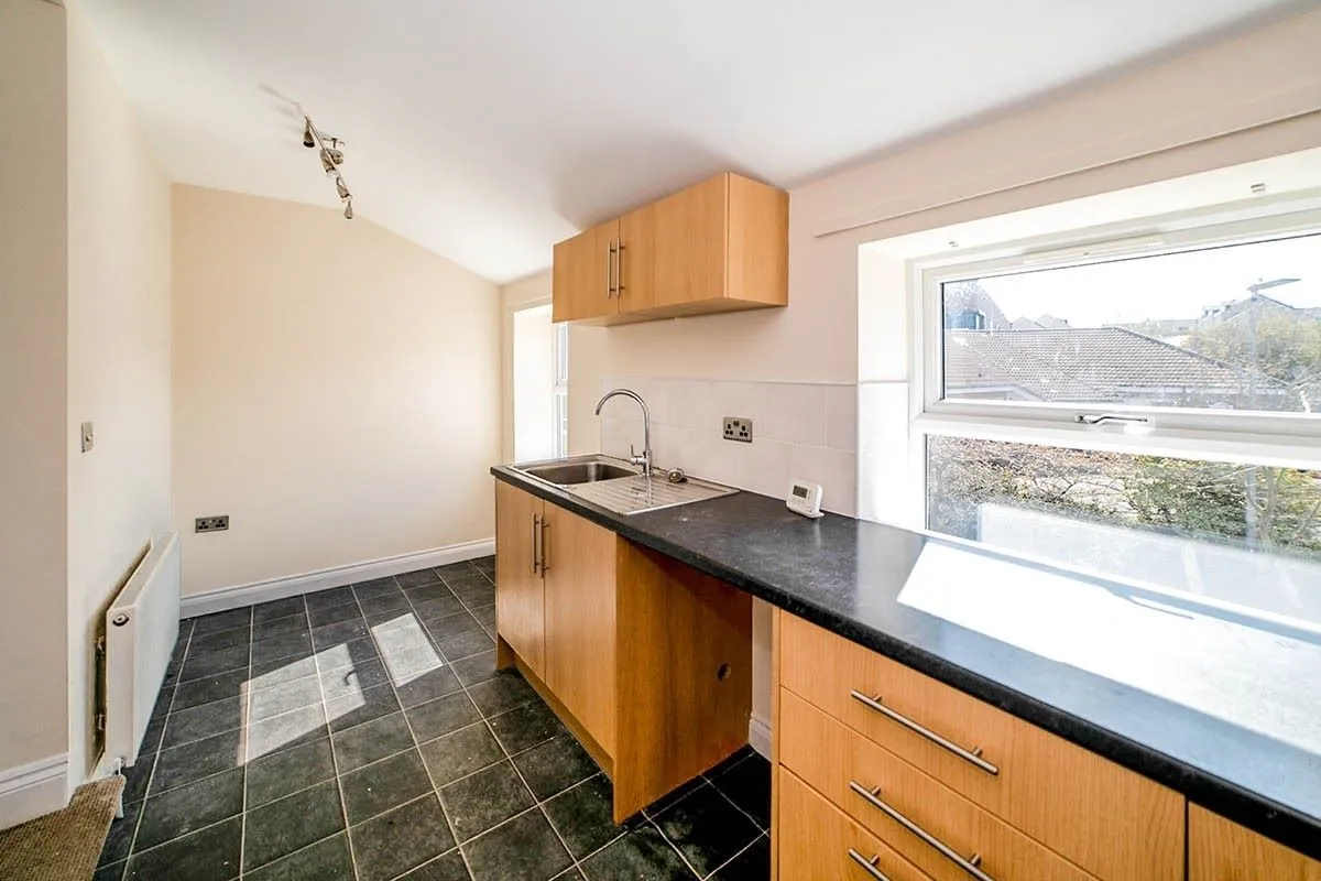 Crawcrook, Ryton, Tyne And Wear, NE40 4TX - Online Auctions