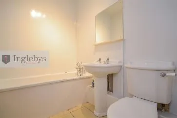 Property for Auction in North East - Flat 2, 23 Pearl Street, Saltburn-By-The-Sea, North Yorkshire