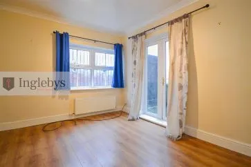 Property for Auction in North East - Flat 2, 23 Pearl Street, Saltburn-By-The-Sea, North Yorkshire
