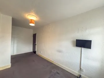 Property for Auction in North East - 32 Lynwood Avenue, Newbiggin-By-The-Sea, Northumberland NE64 6JF