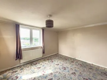 Property for Auction in North East - 32 Ewart Court, Newcastle upon Tyne, Tyne and Wear NE3 2LB