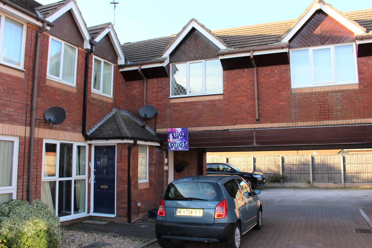 Lytham St Annes, Lancashire, FY8 3BF - Online Auctions