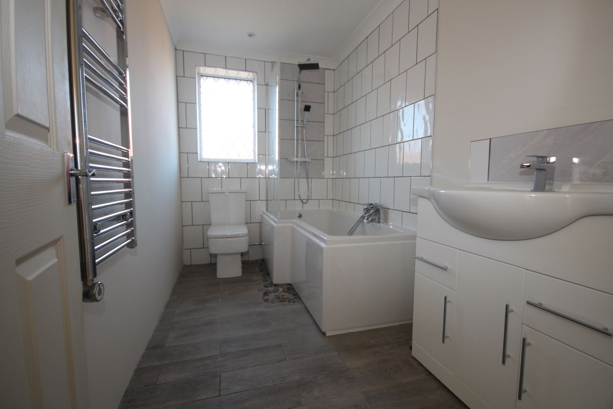 Lytham St Annes, Lancashire, FY8 3BF - Online Auctions