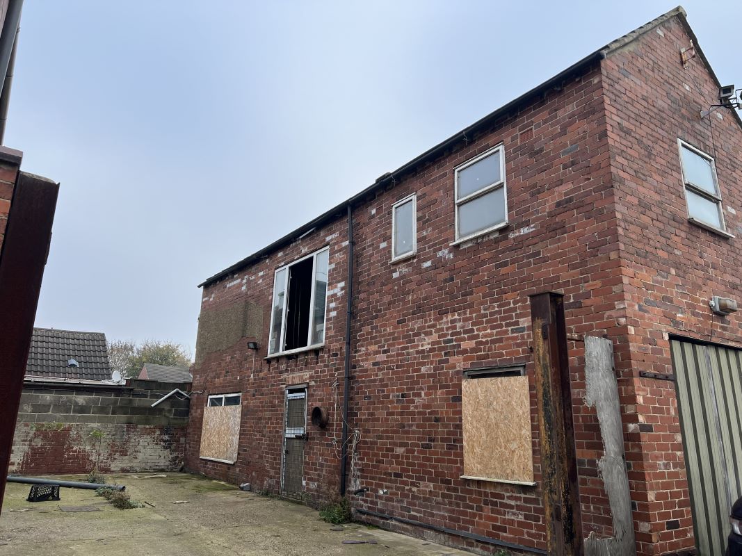 Mill Lane, South Kirkby, Pontefract, West Yorkshire, WF9 3EZ - Online Auctions