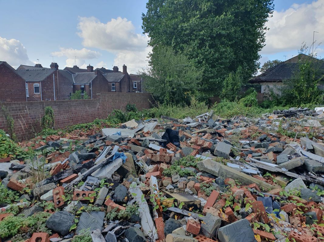 West Riding Cottage, Rawmarsh Hill, Rotherham, South Yorkshire, S62 6EX - Online Auctions