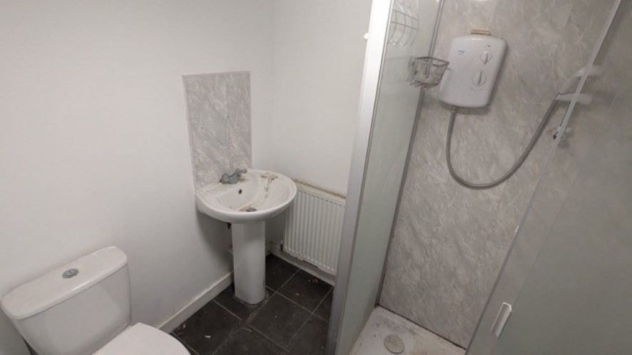 Property for Auction in North West - 42 Hull Road, Blackpool, Lancashire FY1 4QB