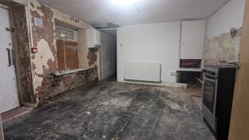Property for Auction in North West - 42 Hull Road, Blackpool, Lancashire FY1 4QB