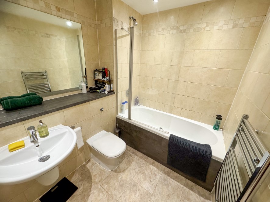 Property for Auction in North West - Apartment 212, Fresh Apartments, 138 Chapel Street, Salford, Greater Manchester M3 6AF