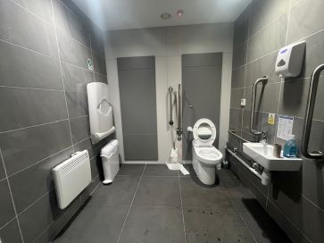 Property for Auction in North West - 32 Oldham Road, Manchester, Greater Manchester M4 5FE