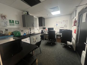 Property for Auction in North West - 32 Oldham Road, Manchester, Greater Manchester M4 5FE