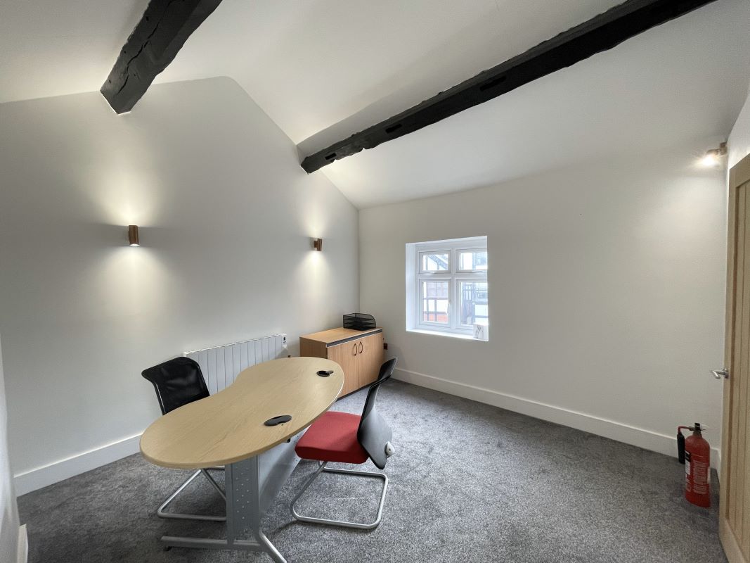 Northwich, Cheshire, CW9 5BJ - Online Auctions