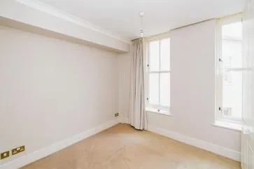 Property for Auction in North West - 315 Imperial Apartments, South Western House, Southampton, Hampshire SO14 3AL