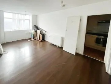 Property for Auction in North West - Flat 7, 88 Moores Road, Leicester, Leicestershire LE4 6QU