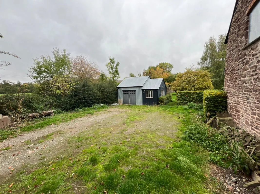 Abbeydore, Hereford, Herefordshire, HR2 0AA - Online Auctions