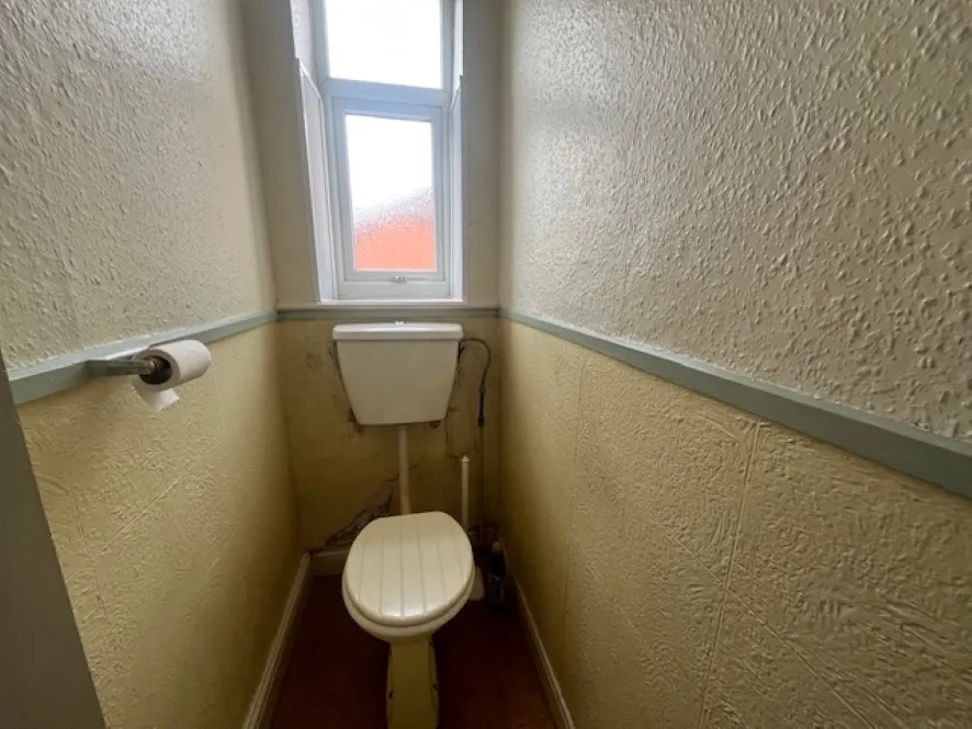 Property for Auction in North West - 39 Kensington Road, Oldham, Greater Manchester OL8 4BZ