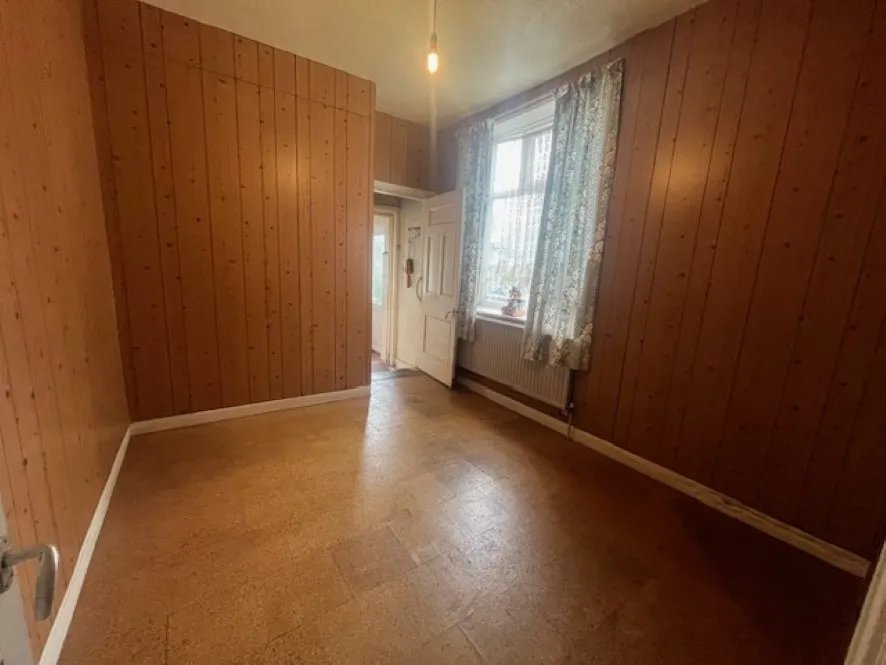 Property for Auction in North West - 39 Kensington Road, Oldham, Greater Manchester OL8 4BZ