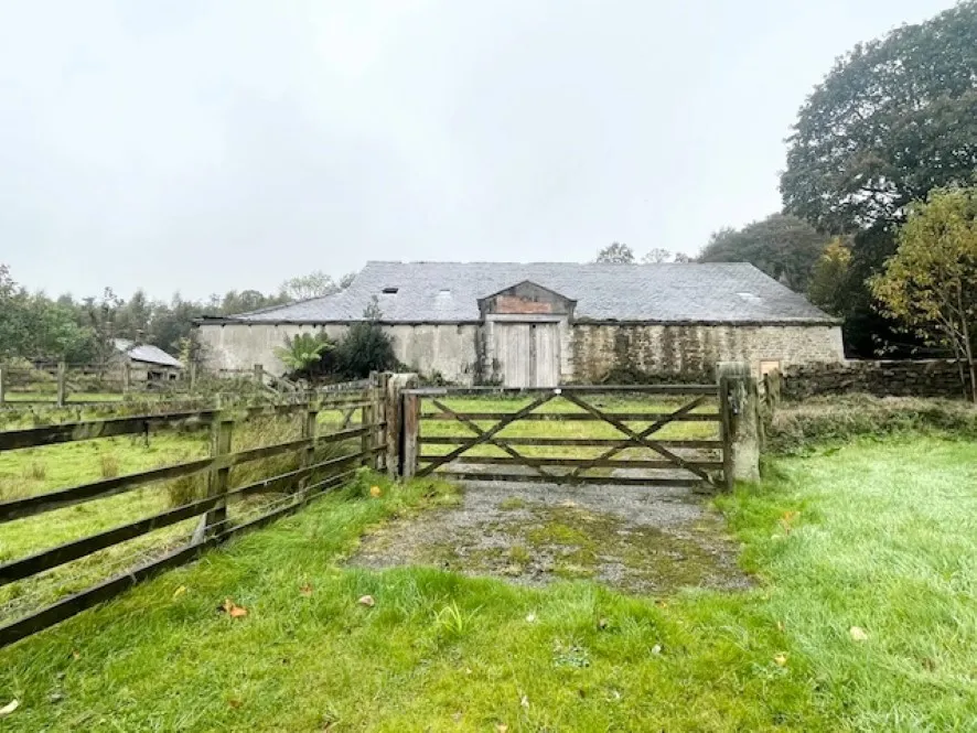 Property for Auction in North West - Whins Barns, Sabden, Clitheroe, Lancashire BB7 9HP