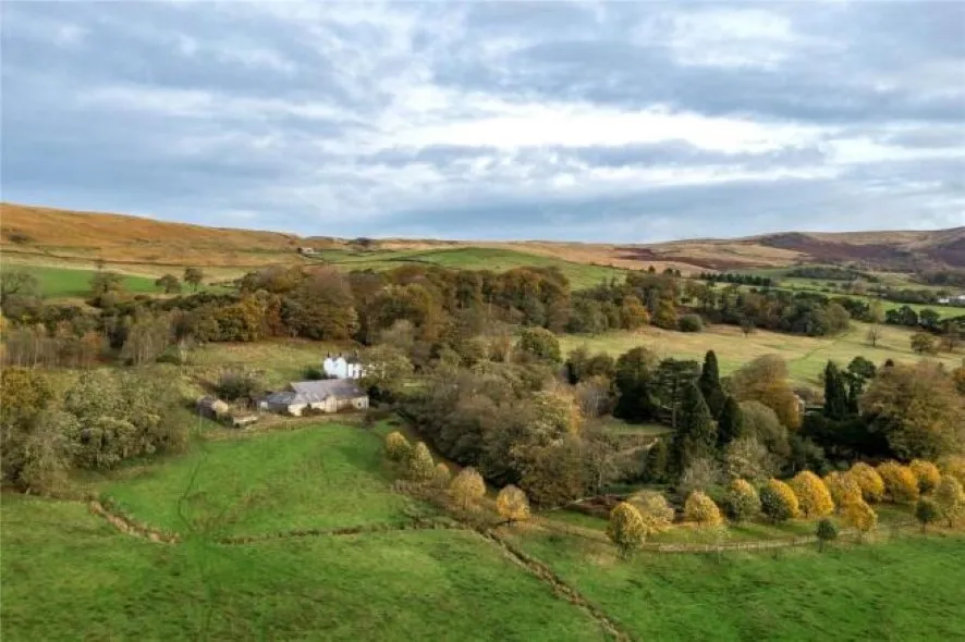 Property for Auction in North West - Whins Barns, Sabden, Clitheroe, Lancashire BB7 9HP