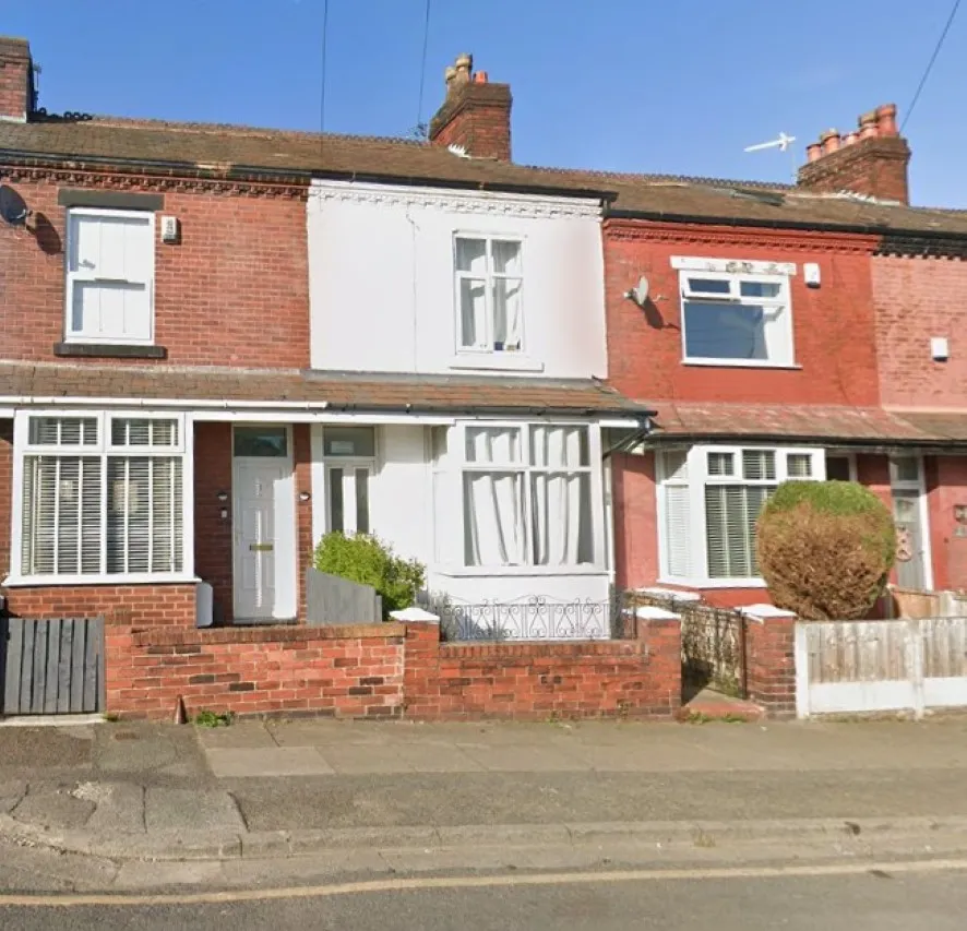 Property for Auction in North West - 3 Preston Avenue, Irlam, Manchester, Greater Manchester M44 5XB