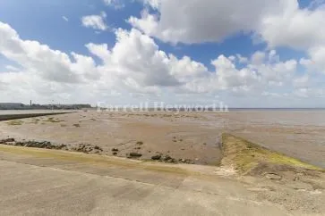 Property for Auction in North West - Apartment 39, The Waterfront, Bourne May Road, Knott End-On-Sea, Poulton-Le-Fylde, Lancashire FY6 0FL